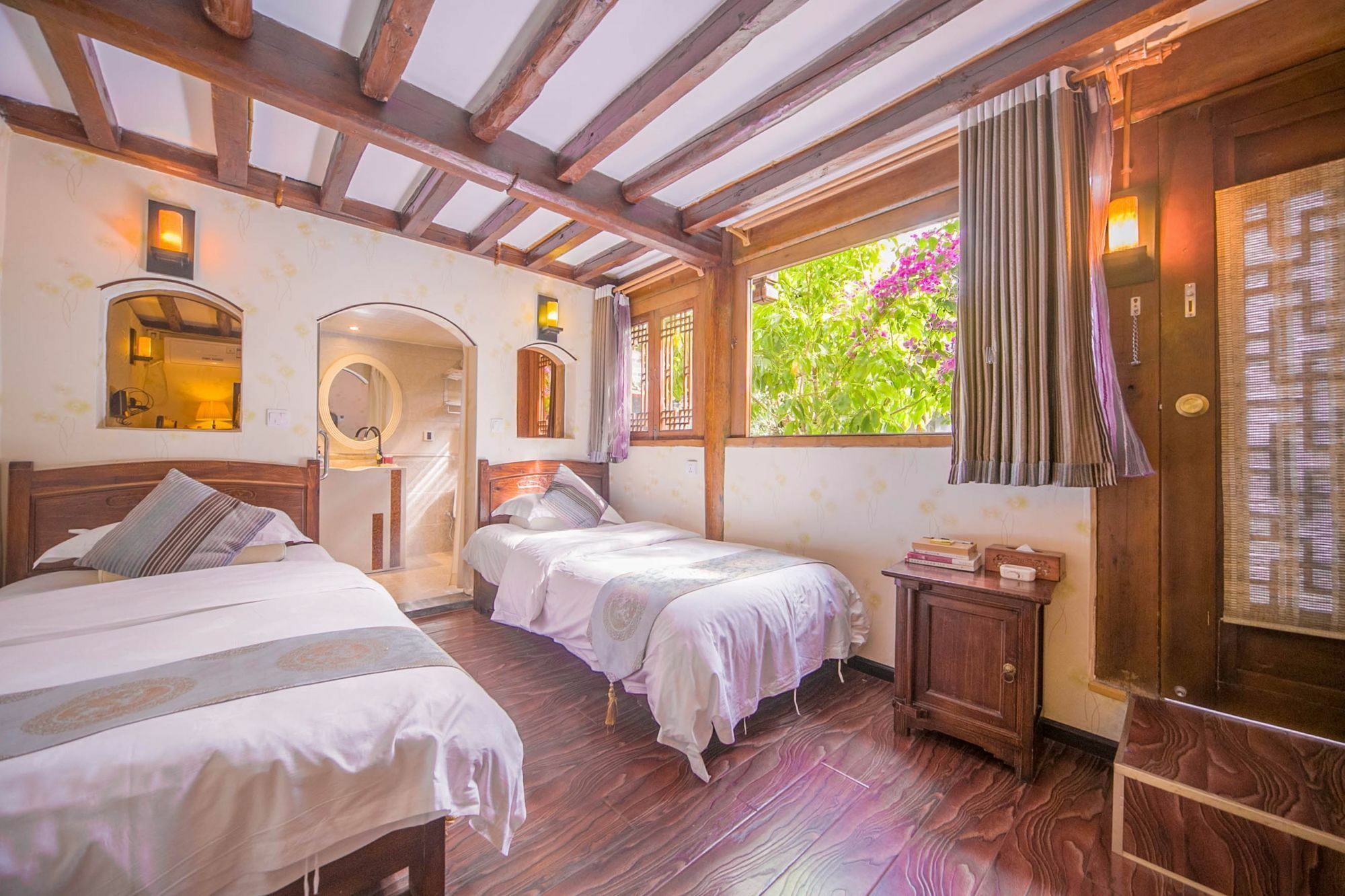 Lijiang Half Moon Bay Inn Luaran gambar