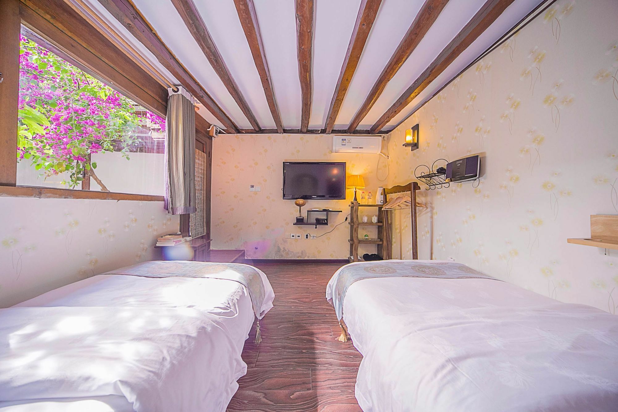 Lijiang Half Moon Bay Inn Luaran gambar