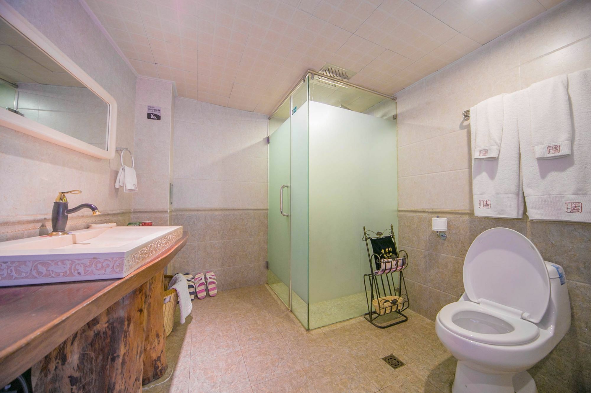 Lijiang Half Moon Bay Inn Luaran gambar